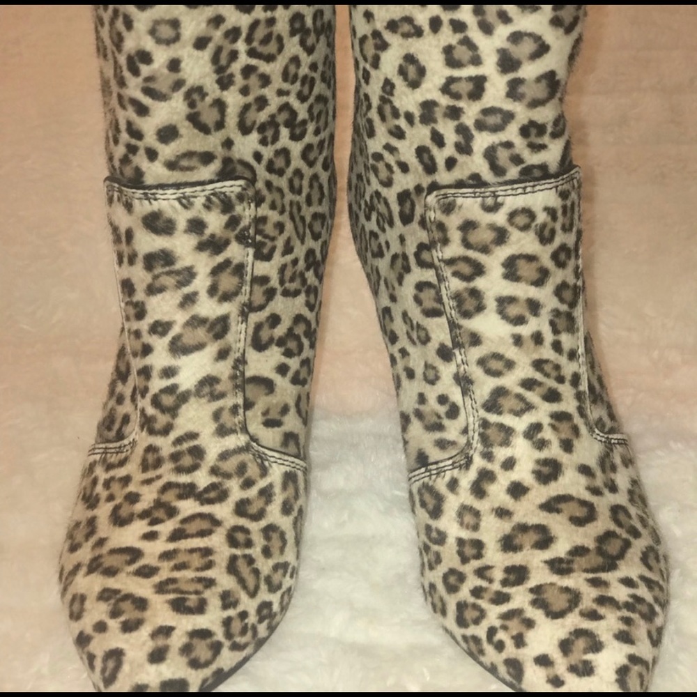 Stuart Weitzman Atom West Booties (Size 6) - image 5